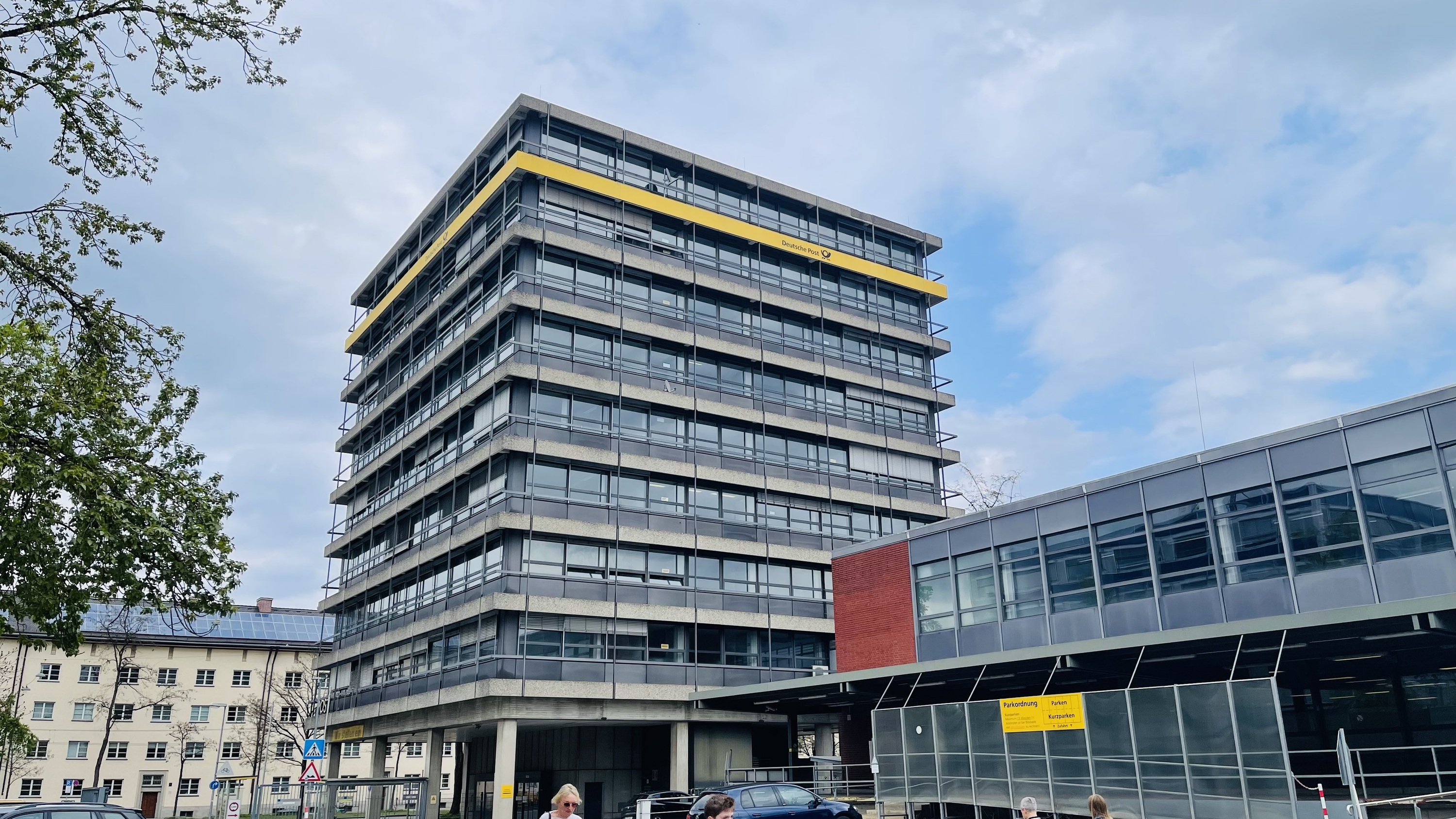 Verwaltungsgebäude am Briefzentrum München